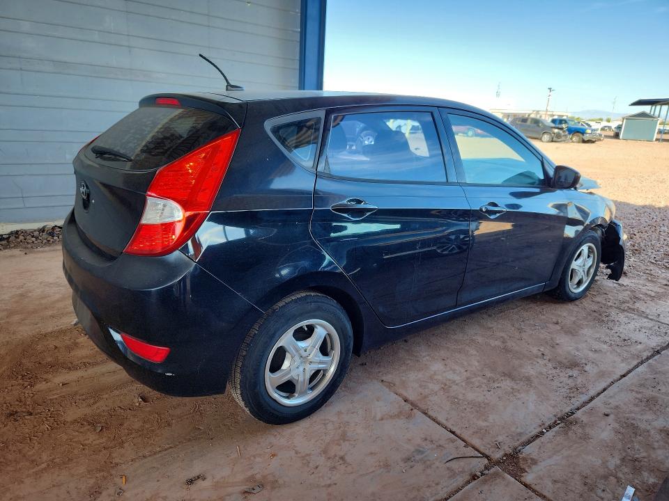 2013 Hyundai Accent მანქანა იყიდება აუქციონზე, vin: KMHCT5AE5DU097895, აუქციონის ნომერი: 69960846