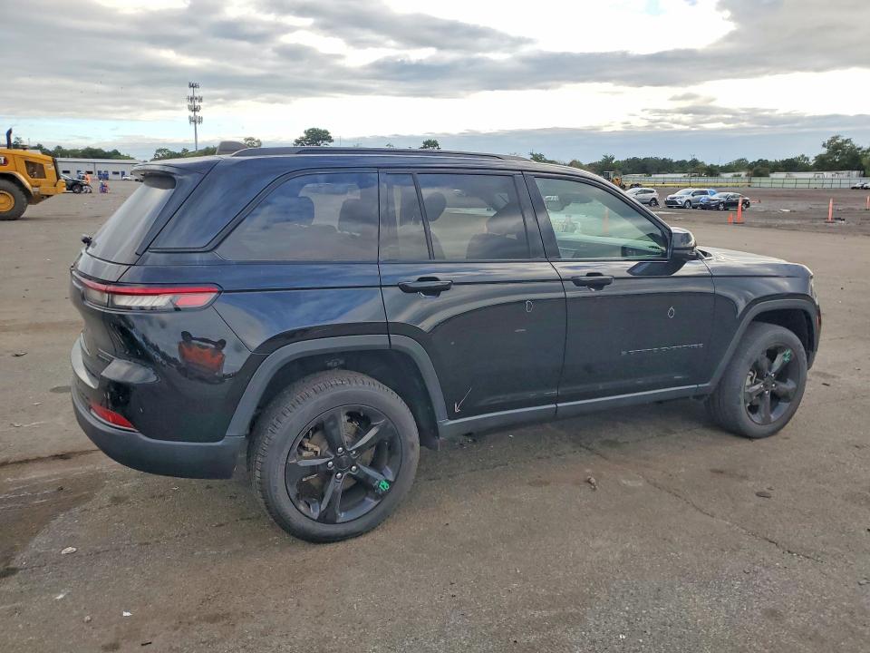 Продажа на аукционе авто 2023 Jeep Grand Cherokee, vin: 1C4RJHBG2P8708341, номер лота: 69901716