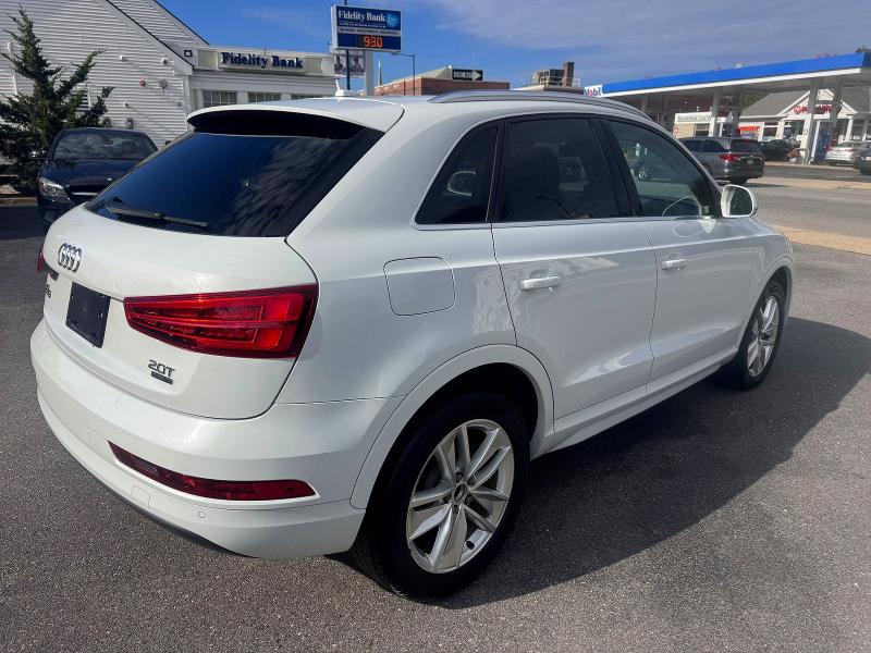 Продажа на аукционе авто 2016 Audi Q3, vin: WA1EFCFS7GR017215, номер лота: 68509646