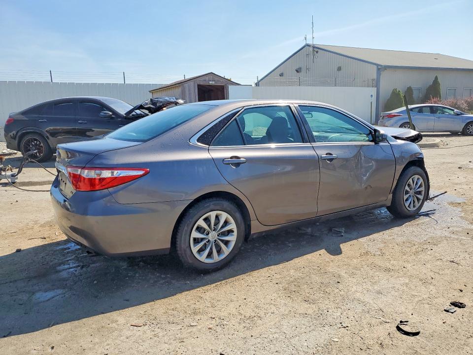 2017 Toyota Camry მანქანა იყიდება აუქციონზე, vin: 4T1BF1FK4HU444195, აუქციონის ნომერი: 67096306
