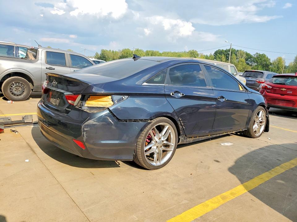 Продажа на аукционе авто 2014 Hyundai Sonata, vin: 5NPEC4ACXEH930558, номер лота: 69130616