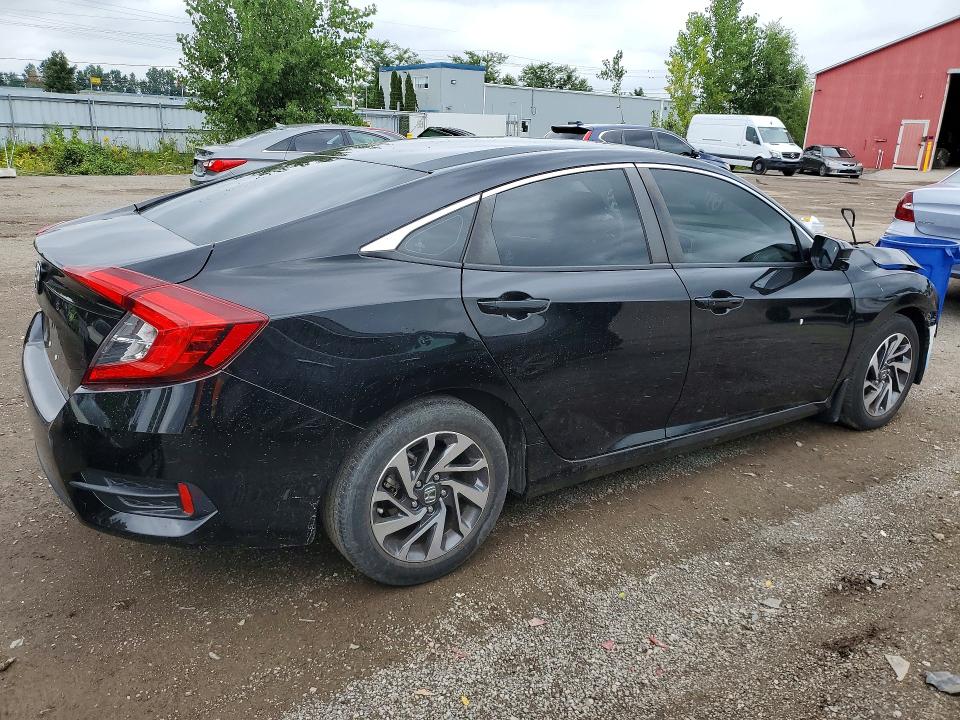 Auction sale of the 2017 Honda Civic, vin: 2HGFC2F83HH040785, lot number: 67824806