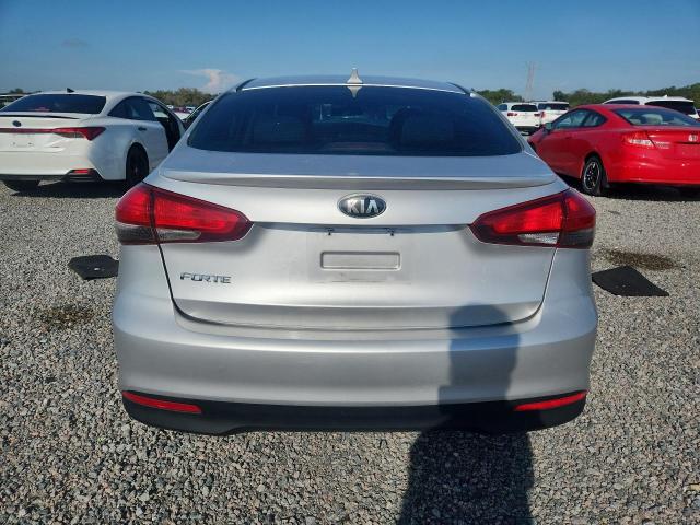 69247966 :رقم المزاد ، 3KPFK4A79HE020614 vin ، 2017 Kia Forte مزاد بيع
