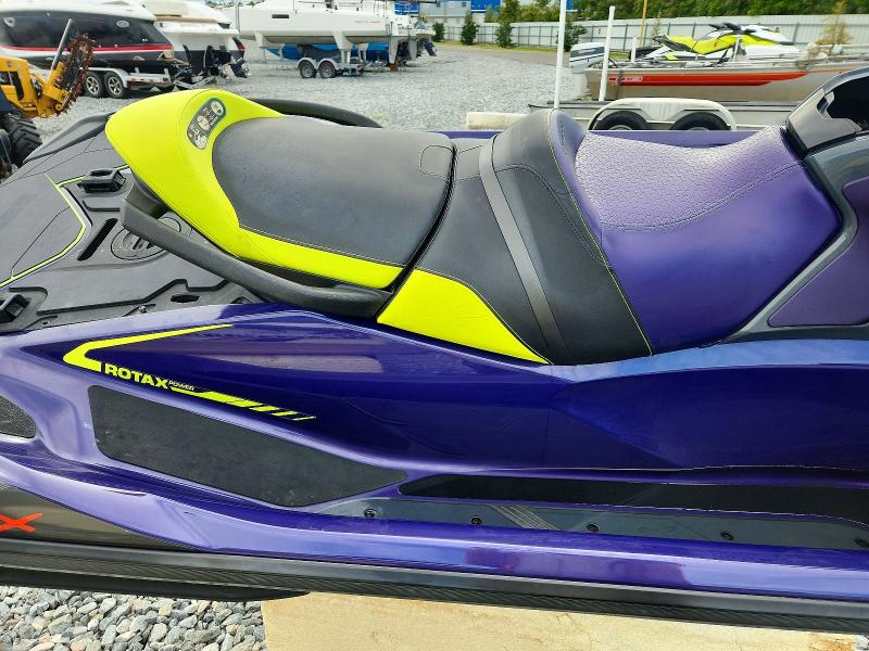 65837456 :رقم المزاد ، YDVA1211F121 vin ، 2021 Sea Doo Rtx-x مزاد بيع