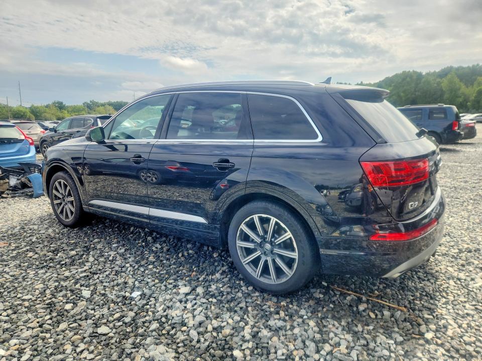 Продаж на аукціоні авто 2017 Audi Q7, vin: WA1LAAF76HD004704, номер лоту: 67713096