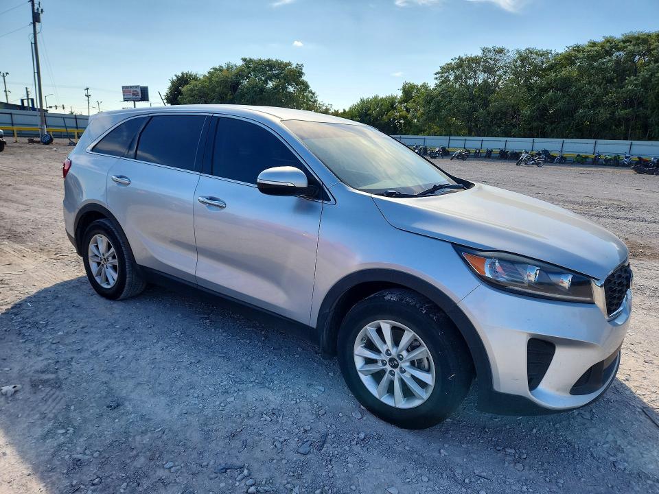 2019 Kia Sorento მანქანა იყიდება აუქციონზე, vin: 5XYPG4A38KG554264, აუქციონის ნომერი: 69596006