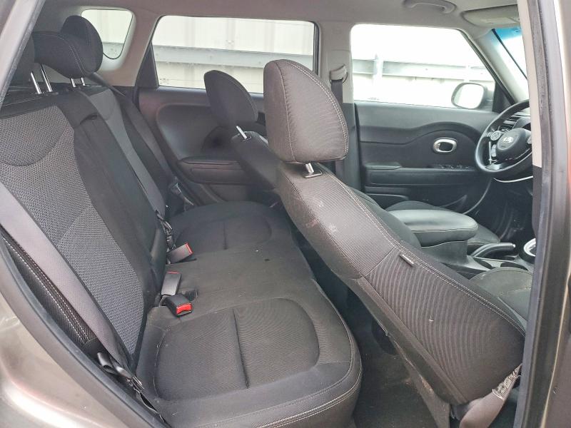 2018 Kia Soul მანქანა იყიდება აუქციონზე, vin: KNDJP3A50J7514287, აუქციონის ნომერი: 70258926