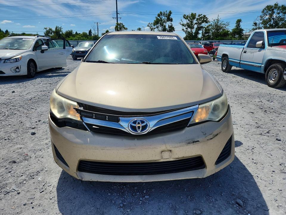2012 Toyota Camry Hybrid მანქანა იყიდება აუქციონზე, vin: 4T1BD1FKXCU028327, აუქციონის ნომერი: 70657886
