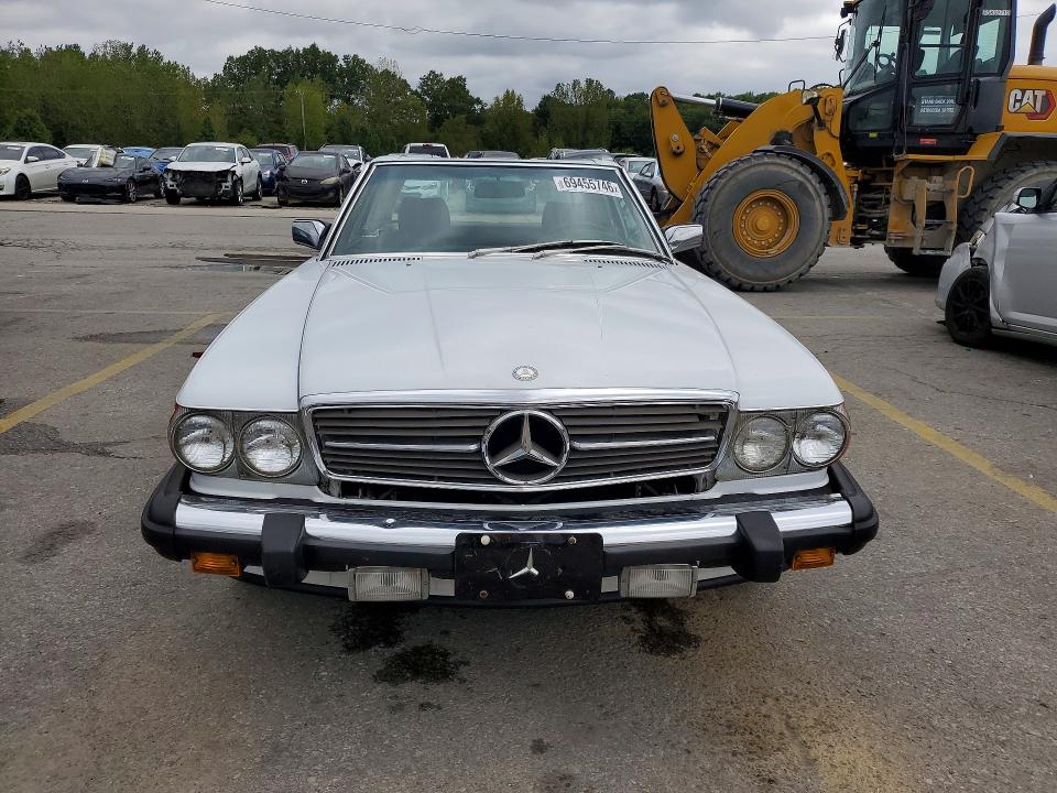 69455746 :رقم المزاد ، WDBBA48D5GA047757 vin ، 1986 Mercedes-benz 560 مزاد بيع