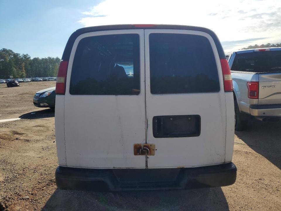 Aukcja sprzedaży 2005 Gmc Savana, vin: 1GTFG15X751157477, numer aukcji: 70419746