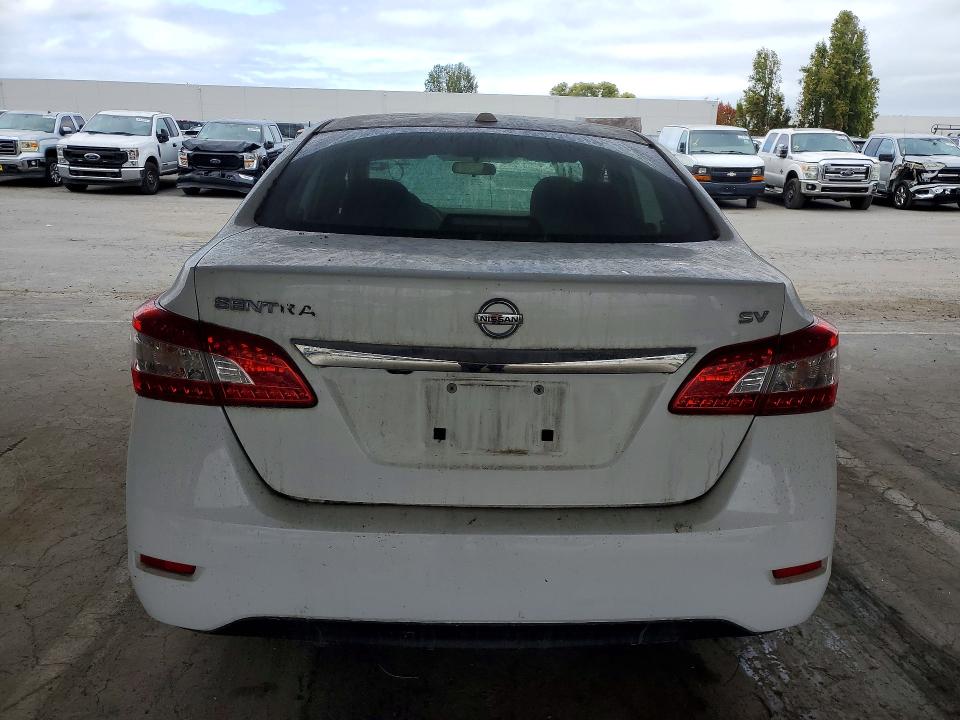2015 Nissan Sentra მანქანა იყიდება აუქციონზე, vin: 3N1AB7AP3FL650510, აუქციონის ნომერი: 69375086