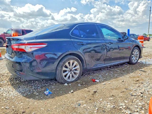 Продаж на аукціоні авто 2018 Toyota Camry, vin: 4T1B11HK0JU055006, номер лоту: 68742676