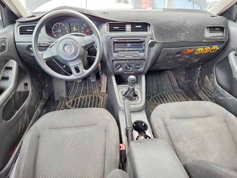 70102796 :رقم المزاد ، 3VW1K7AJ7EM438174 vin ، 2014 Volkswagen Jetta مزاد بيع