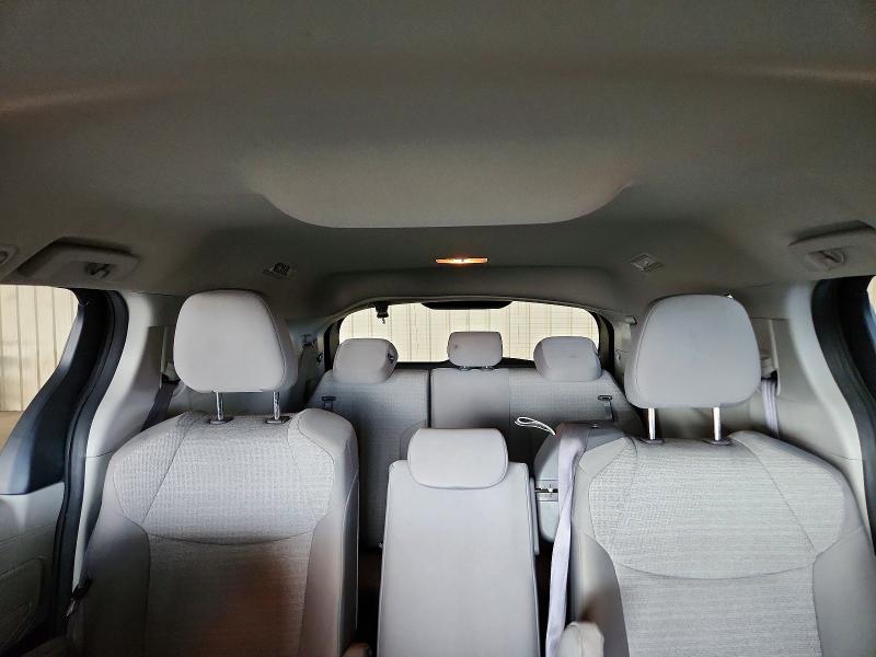 2021 Toyota Sienna მანქანა იყიდება აუქციონზე, vin: 5TDKRKEC2MS053637, აუქციონის ნომერი: 67736716
