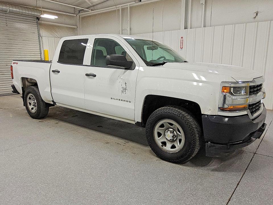 Продаж на аукціоні авто 2018 Chevrolet Silverado, vin: 3GCUKNEH1JG140336, номер лоту: 69582226