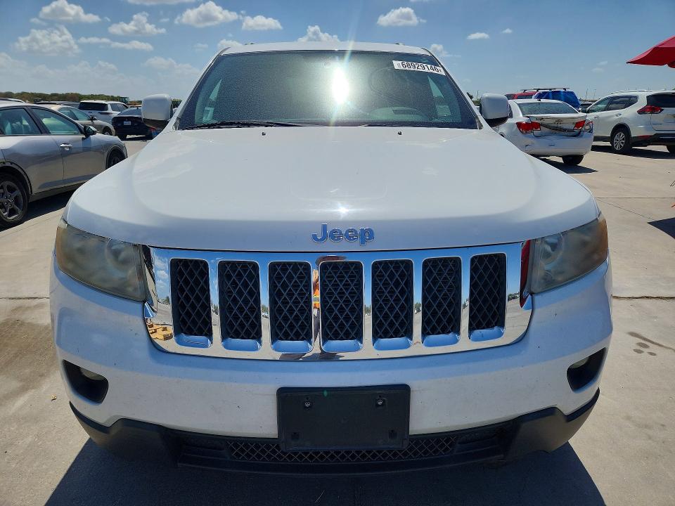 2013 Jeep Grand Cherokee მანქანა იყიდება აუქციონზე, vin: 1C4RJEAG2DC558367, აუქციონის ნომერი: 68929146