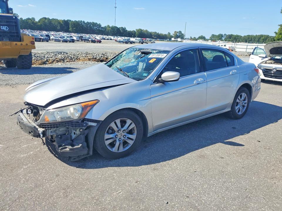 69138616 :رقم المزاد ، 1HGCP2F61CA019544 vin ، 2012 Honda Accord مزاد بيع
