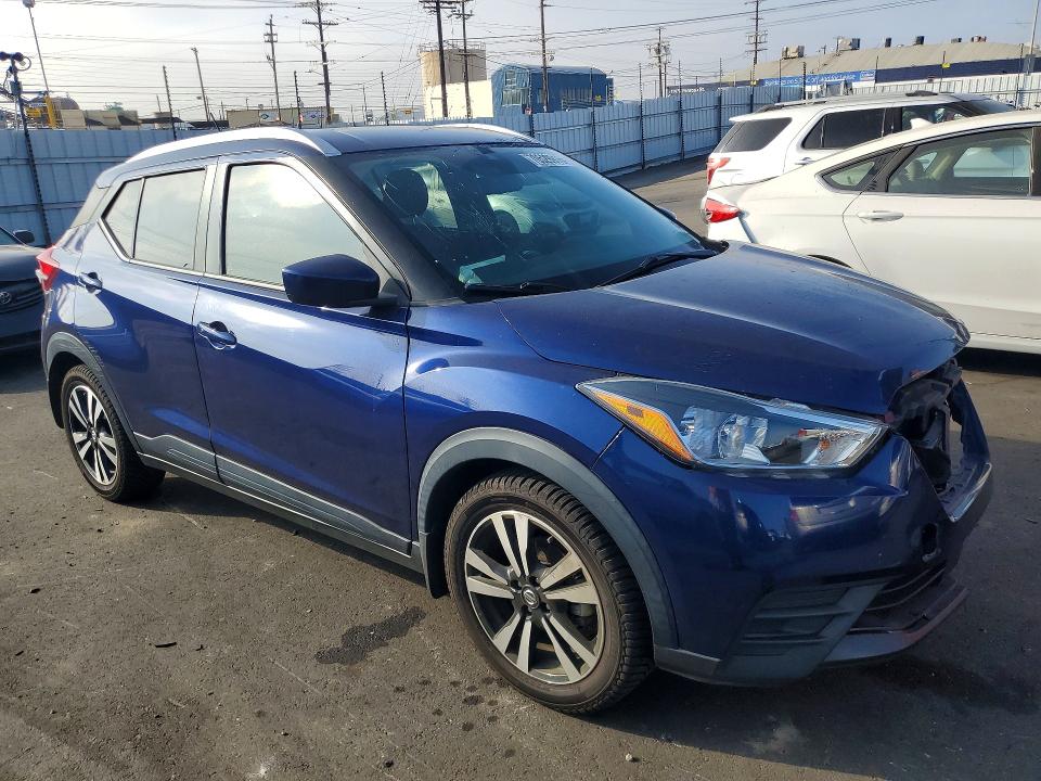 Продажа на аукционе авто 2020 Nissan Kicks, vin: 3N1CP5CV9LL516770, номер лота: 70529916