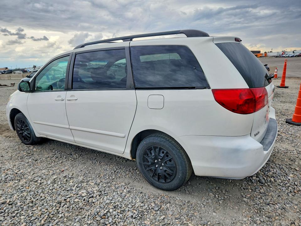 2006 Toyota Sienna მანქანა იყიდება აუქციონზე, vin: 5TDZA23C46S513330, აუქციონის ნომერი: 70690916