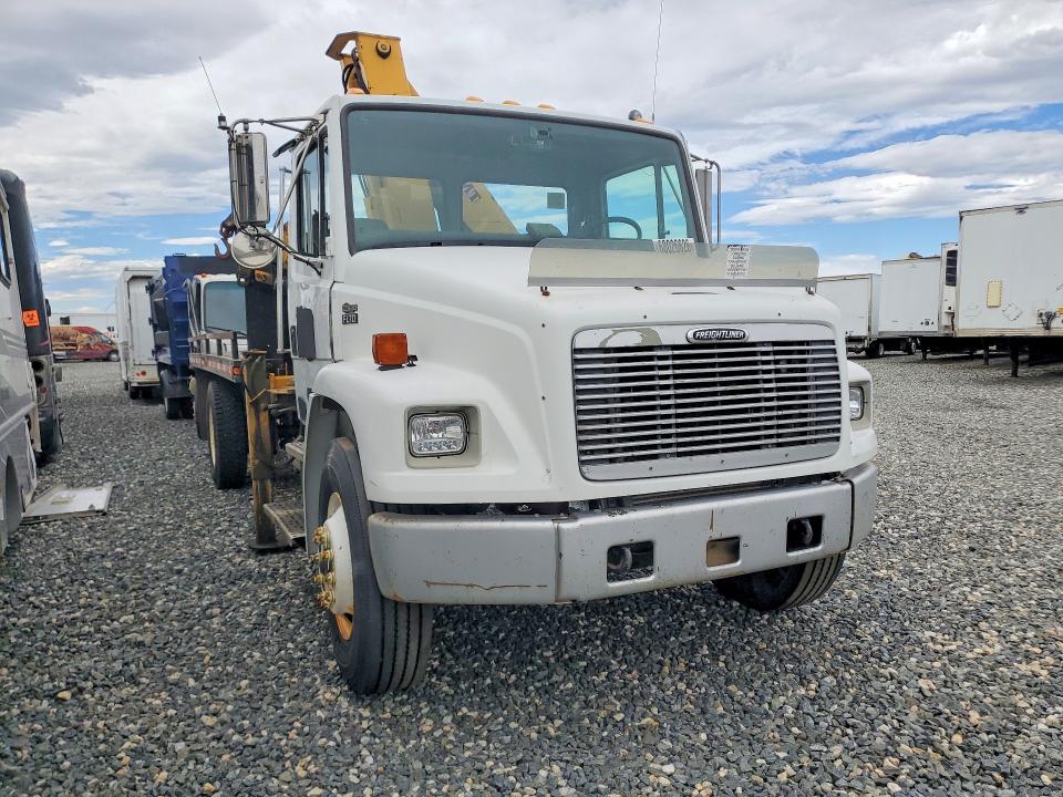 Продажа на аукционе авто 2000 Freightliner Fl70, vin: 1FV6HFBA2YHB99603, номер лота: 68026626