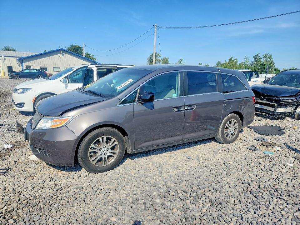 67112416 :رقم المزاد ، 5FNRL5H42DB017103 vin ، 2013 Honda Odyssey مزاد بيع