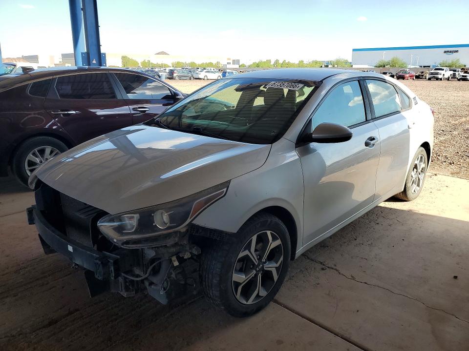 67357066 :رقم المزاد ، 3KPF24AD9ME306446 vin ، 2021 Kia Forte مزاد بيع
