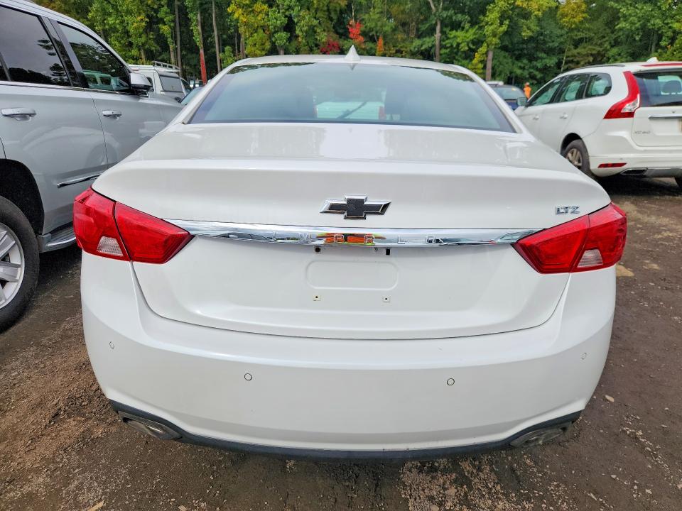2018 Chevrolet Impala მანქანა იყიდება აუქციონზე, vin: 1G1125S30JU150888, აუქციონის ნომერი: 71204016