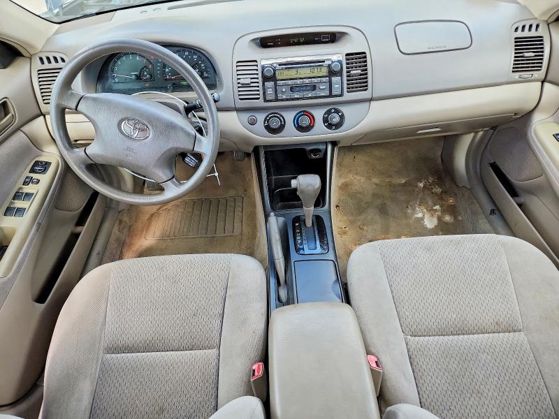 2004 Toyota Camry მანქანა იყიდება აუქციონზე, vin: 4T1BE32K94U320471, აუქციონის ნომერი: 69204166