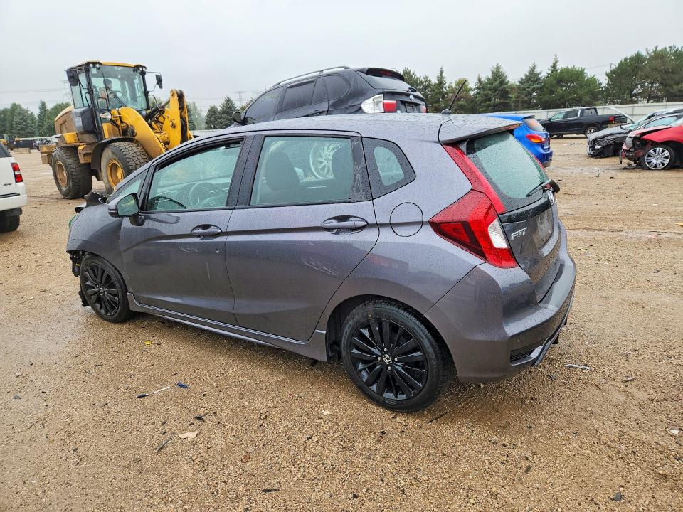 68835916 :رقم المزاد ، 3HGGK5H64JM706838 vin ، 2018 Honda Fit مزاد بيع