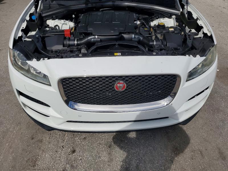 2017 Jaguar F-pace მანქანა იყიდება აუქციონზე, vin: SADCJ2BV4HA067080, აუქციონის ნომერი: 67194976
