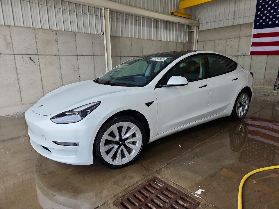 Продажа на аукционе авто 2023 Tesla Model 3, vin: 5YJ3E1EA8PF434183, номер лота: 69948126
