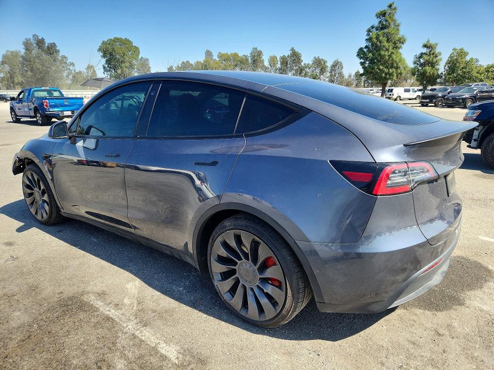 2022 Tesla Model Y მანქანა იყიდება აუქციონზე, vin: 7SAYGDEF8NF439512, აუქციონის ნომერი: 69395136
