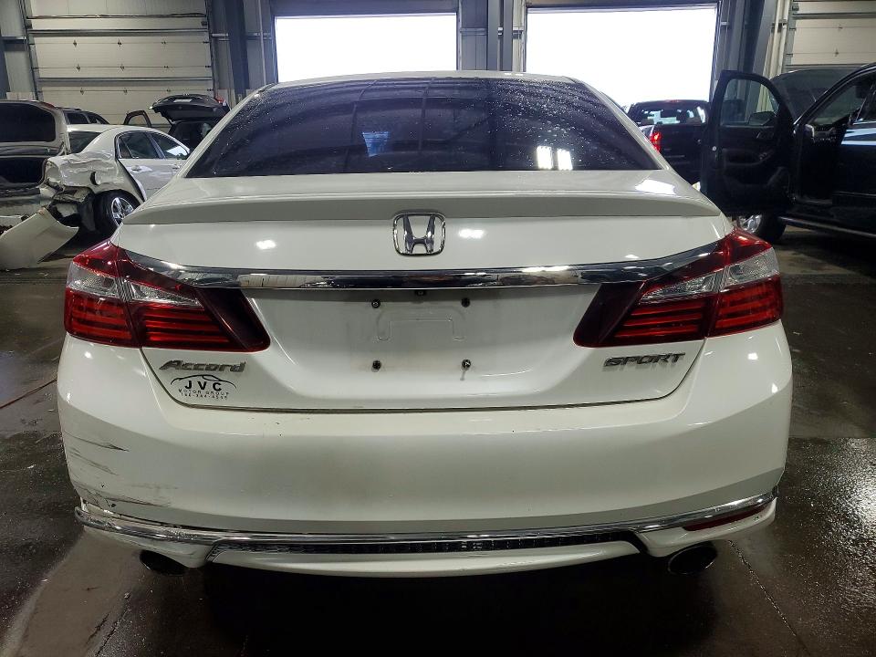 68759816 :رقم المزاد ، 1HGCR2F54HA123213 vin ، 2017 Honda Accord مزاد بيع