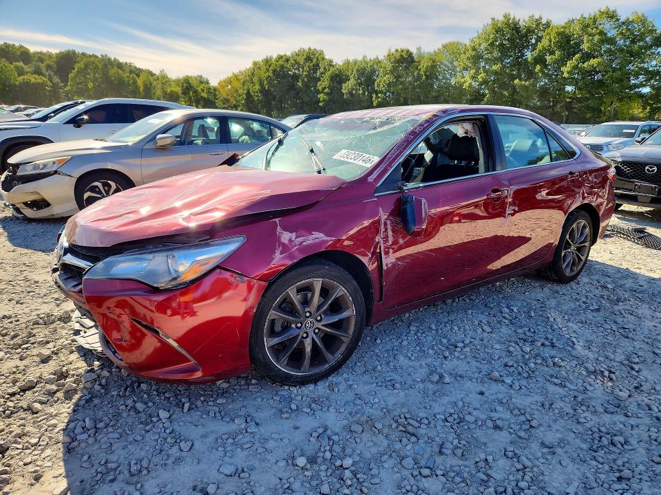 69230146 :رقم المزاد ، 4T1BF1FKXFU932970 vin ، 2015 Toyota Camry مزاد بيع