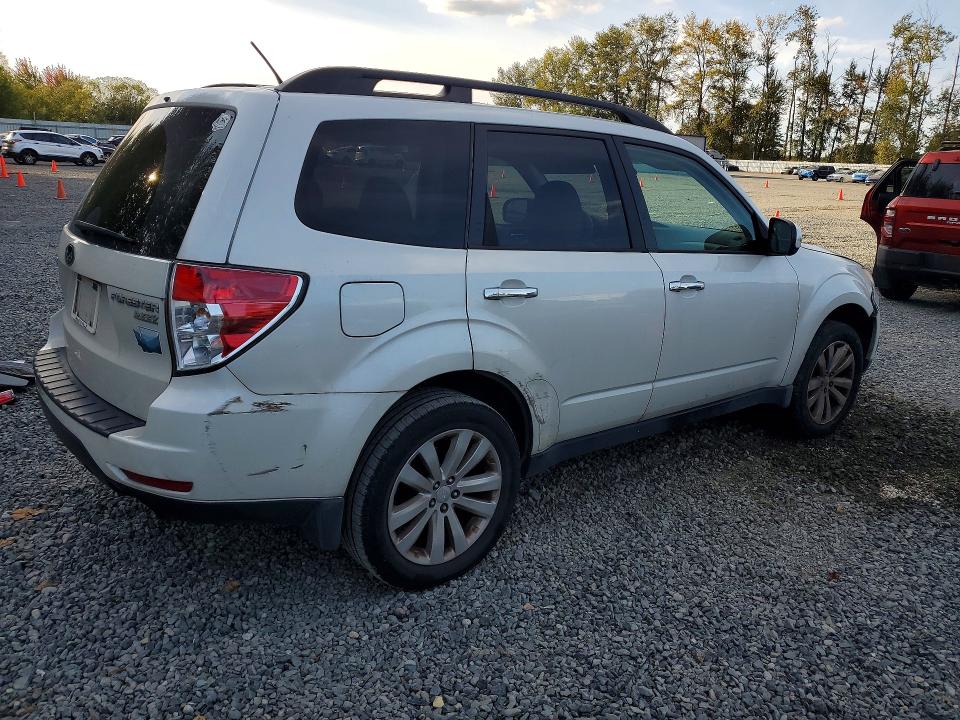 Продаж на аукціоні авто 2012 Subaru Forester, vin: JF2SHADC8CH448957, номер лоту: 69821786