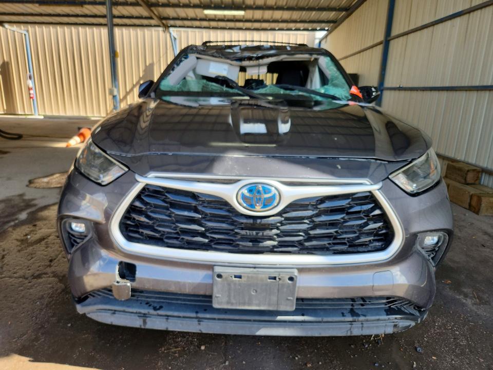 Продажа на аукционе авто 2022 Toyota Highlander, vin: 5TDBBRCHXNS560587, номер лота: 70369976