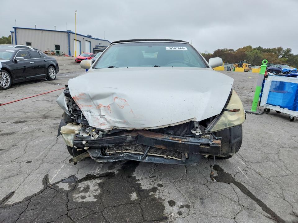 70107886 :رقم المزاد ، 4T1FA38P35U062014 vin ، 2005 Toyota Camry Solara مزاد بيع