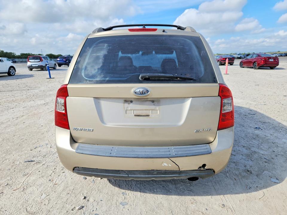 69173636 :رقم المزاد ، KNAFG526777089276 vin ، 2007 Kia Rondo مزاد بيع