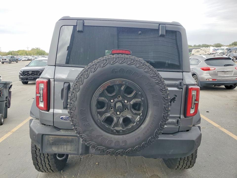 2023 Ford Bronco მანქანა იყიდება აუქციონზე, vin: 1FMDE5CP2PLB74844, აუქციონის ნომერი: 69447566
