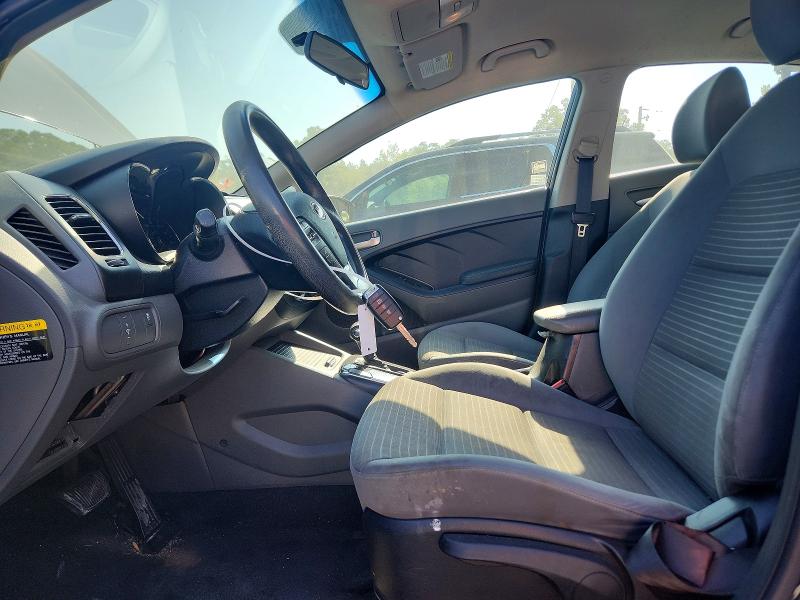 66951296 :رقم المزاد ، 3KPFL4A76HE075180 vin ، 2017 Kia Forte مزاد بيع