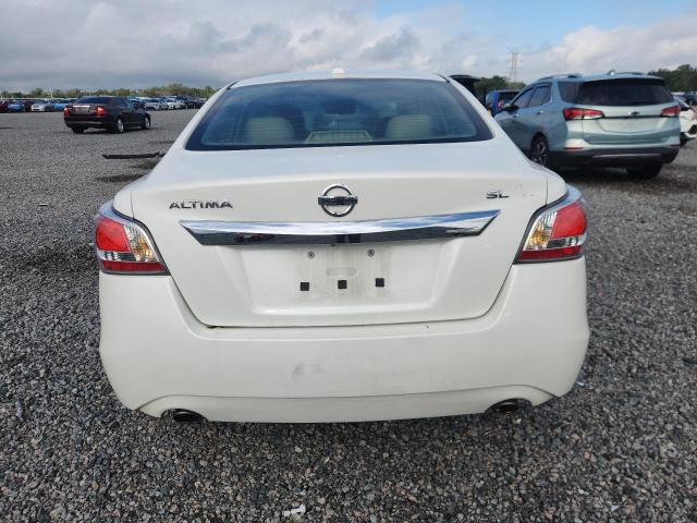 2015 Nissan Altima მანქანა იყიდება აუქციონზე, vin: 1N4AL3AP0FN337200, აუქციონის ნომერი: 67161116