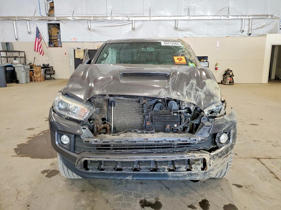 Aukcja sprzedaży 2017 Toyota Tacoma, vin: 3TMDZ5BN1HM015600, numer aukcji: 69412666