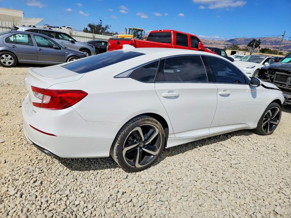 2018 Honda Accord მანქანა იყიდება აუქციონზე, vin: 1HGCV1F32JA266025, აუქციონის ნომერი: 69350726