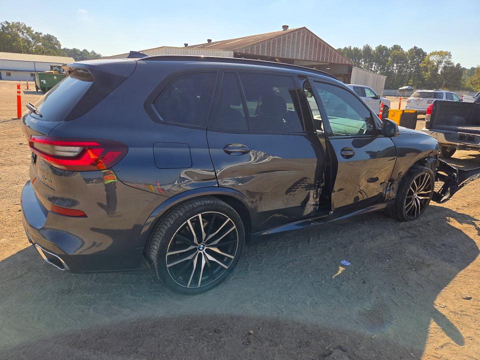 70495006 :رقم المزاد ، 5UXCR4C02N9K27441 vin ، 2022 Bmw X5 مزاد بيع
