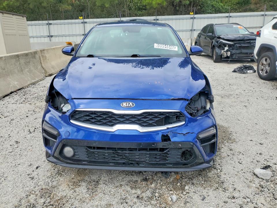 2021 Kia Forte მანქანა იყიდება აუქციონზე, vin: 3KPF24AD9ME347806, აუქციონის ნომერი: 69994846