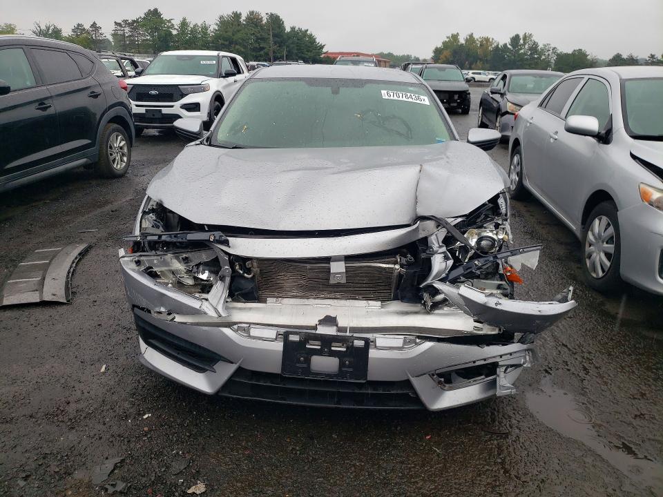 67078436 :رقم المزاد ، 2HGFC2F55JH527238 vin ، 2018 Honda Civic مزاد بيع
