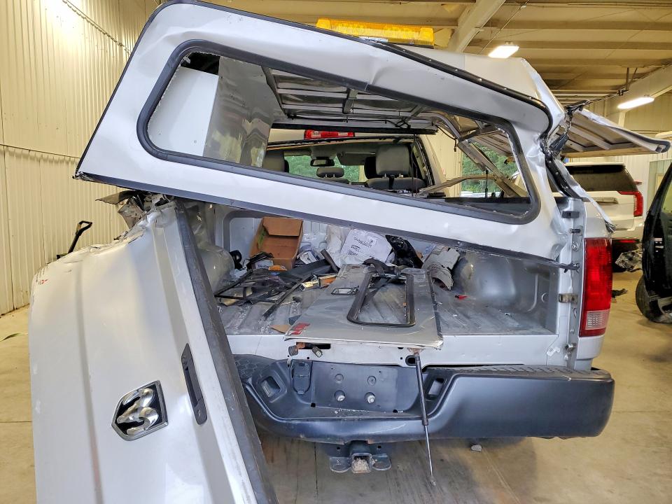 68852656 :رقم المزاد ، 1C6RR7FG8HS654102 vin ، 2017 Ram 1500 مزاد بيع