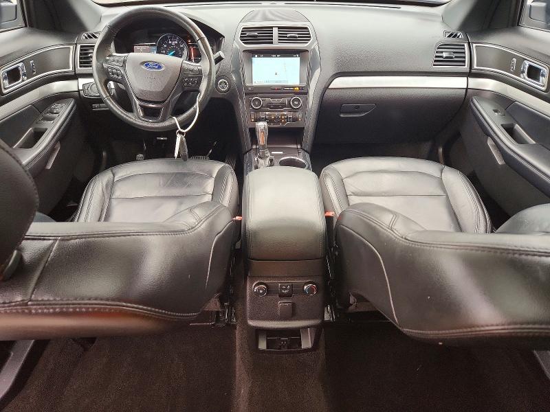 70942996 :رقم المزاد ، 1FM5K8DH3HGE40453 vin ، 2017 Ford Explorer مزاد بيع