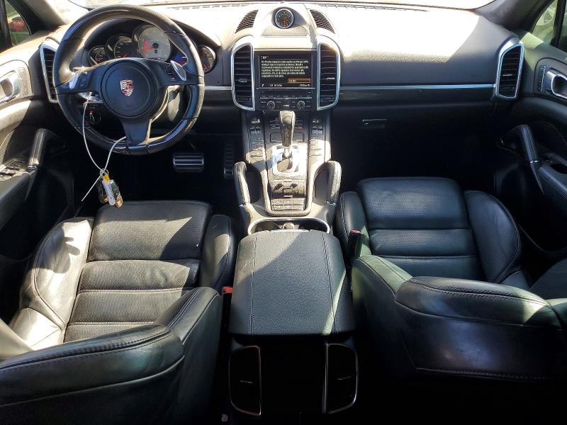 70299706 :رقم المزاد ، WP1AD2A25ELA74328 vin ، 2014 Porsche Cayenne مزاد بيع