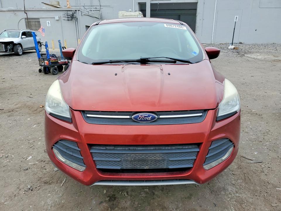 69672486 :رقم المزاد ، 1FMCU9GXXEUE22877 vin ، 2014 Ford Escape مزاد بيع